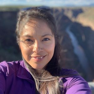 Meet your Posher, Janis